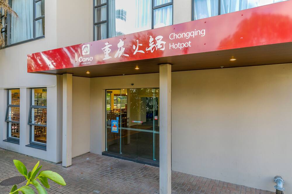 ブルバード ホテル 写真