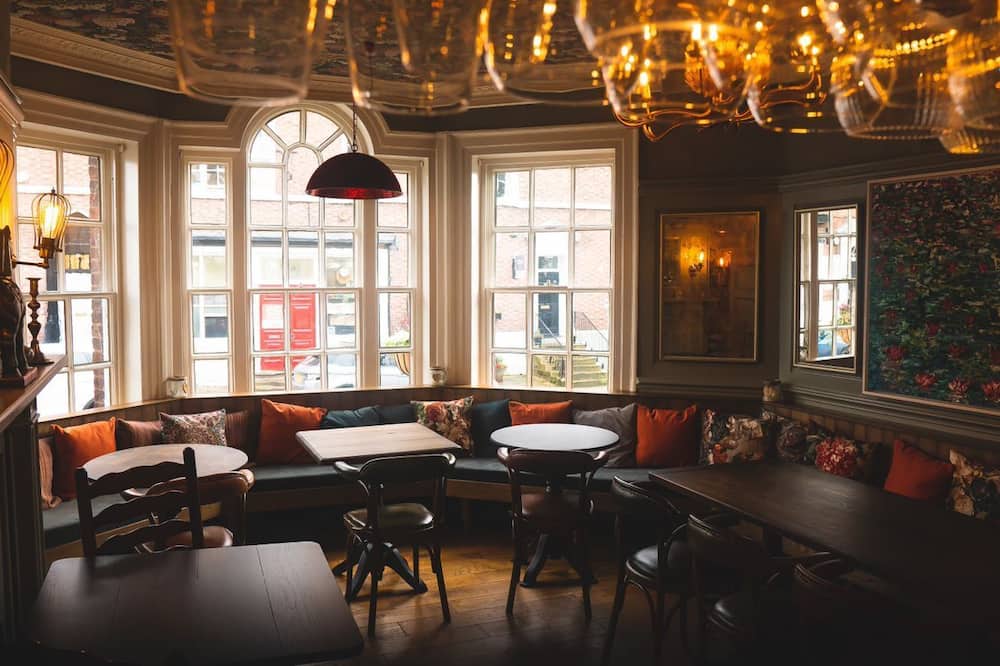 ザ スワン タルポリー 写真