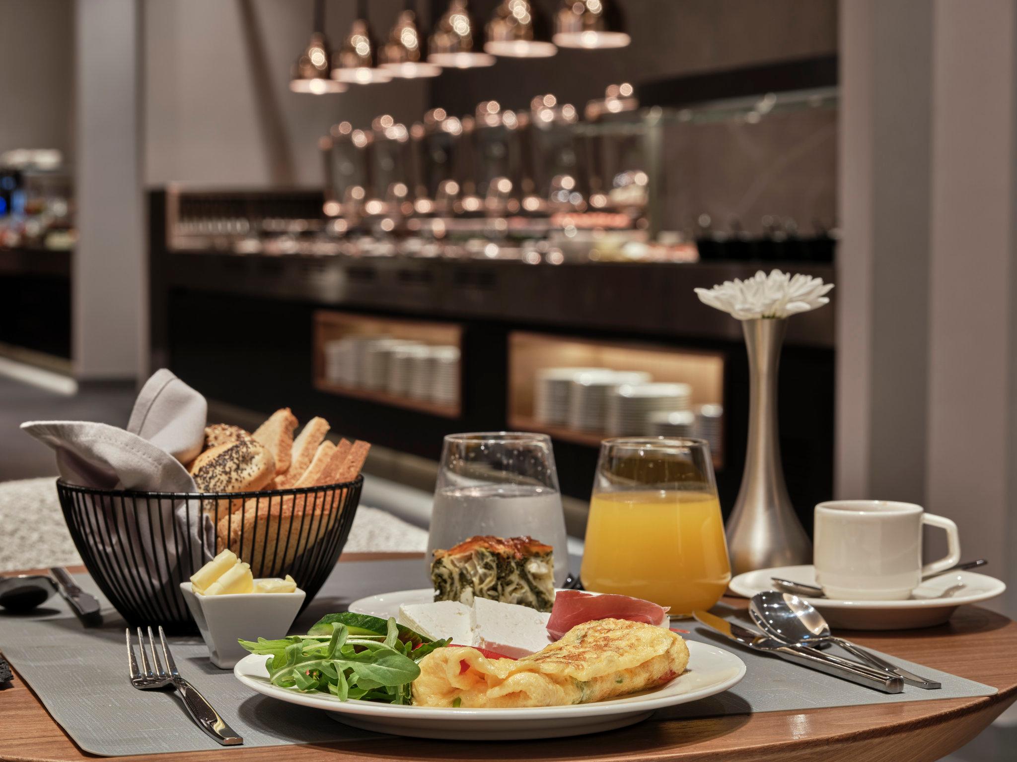 Crowne Plaza Sofia By IHG 写真