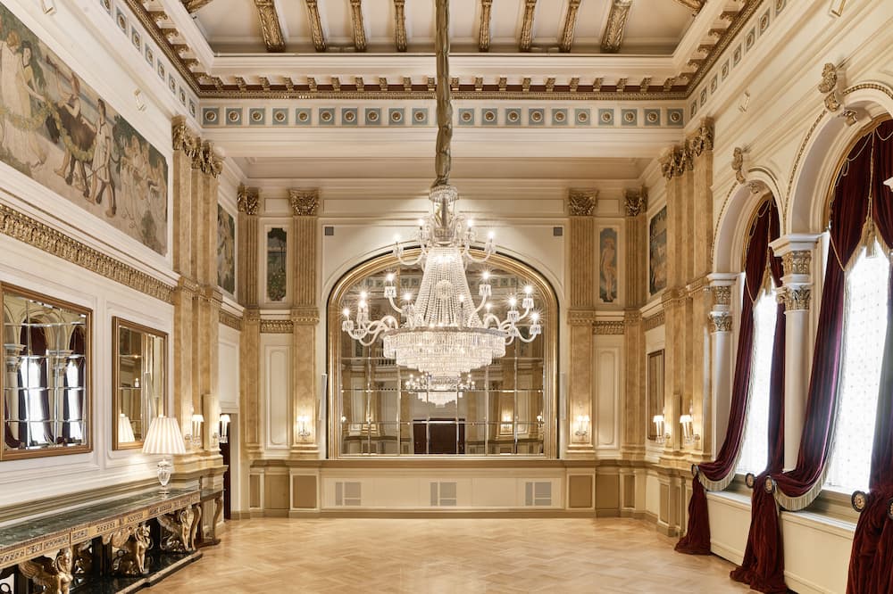 ホテル カンプ 写真