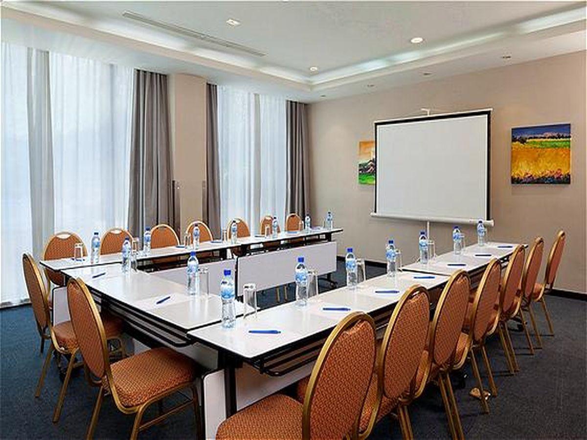 ホリデイ イン エクスプレス シャンハイ プートゥオ バイ IHG 写真