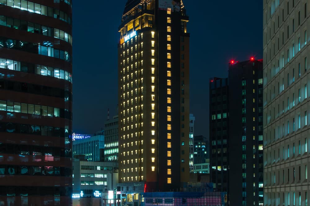 ENA スイート ホテル ナンデムン 写真