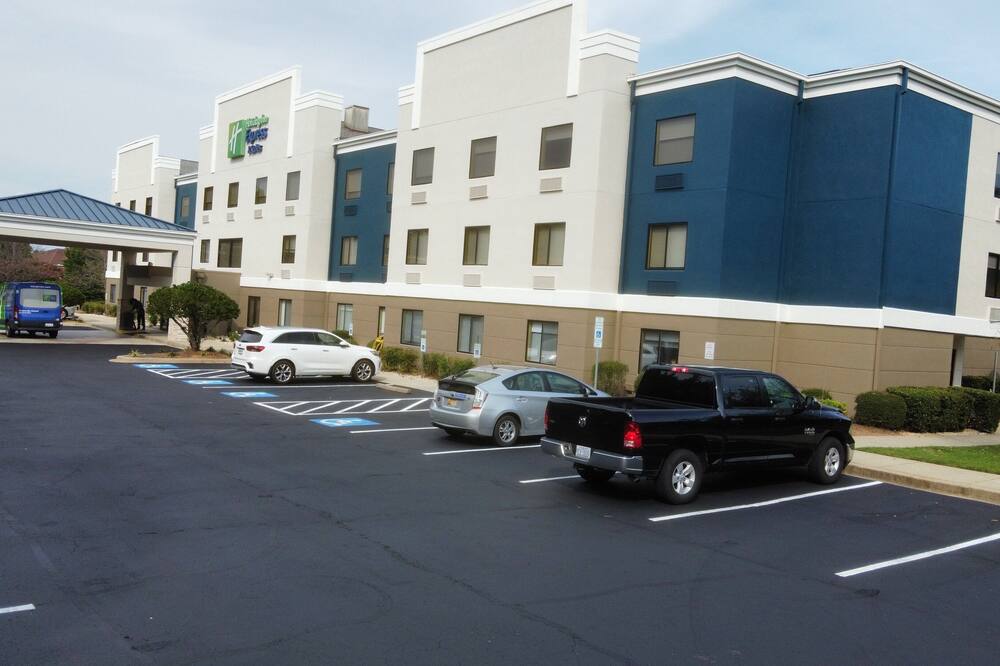 ホリデイ イン エクスプレス & スイーツ グリーンビル エアポート by IHG 写真