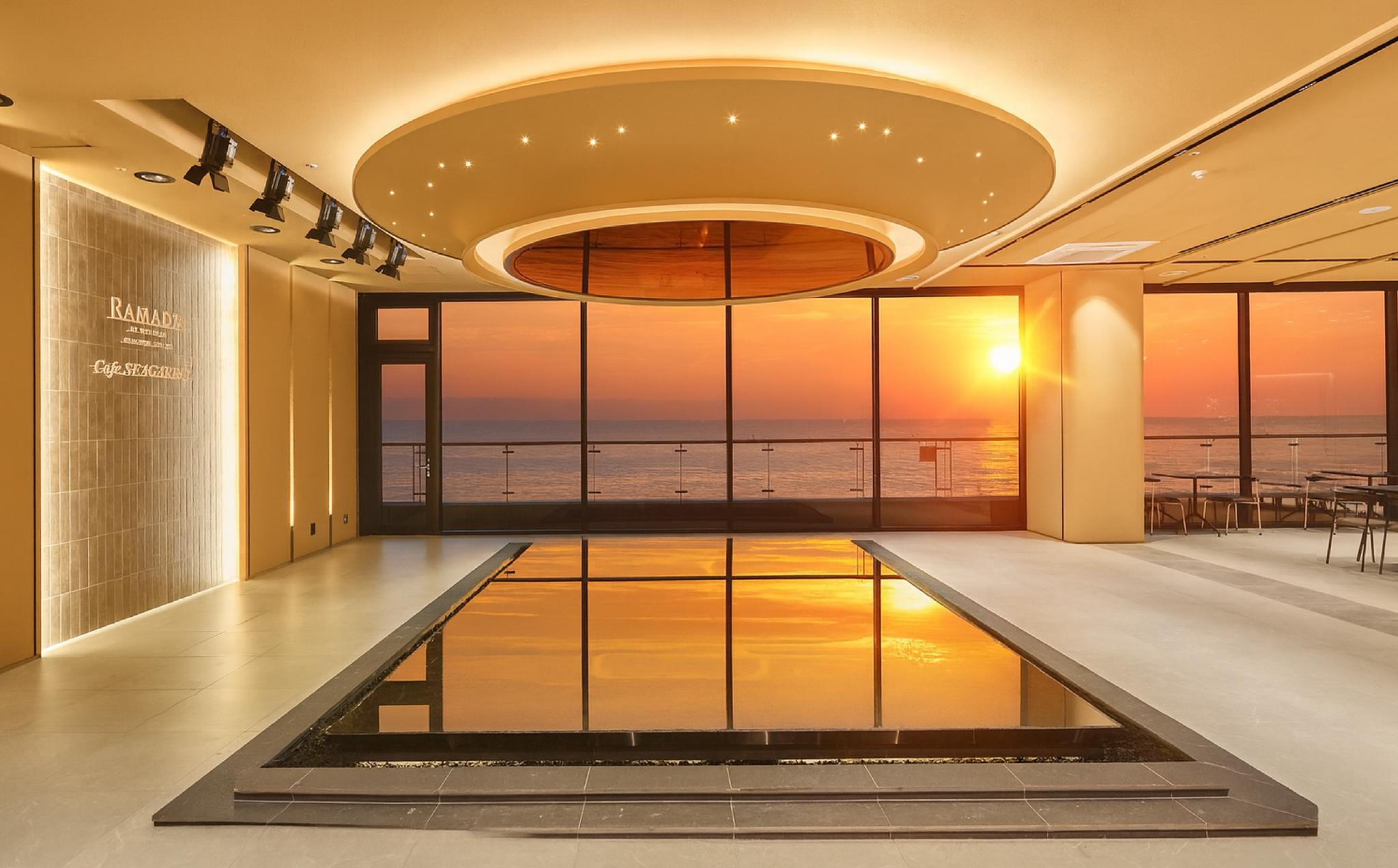 ラマダ バイ ウィンダム 江原束草 写真