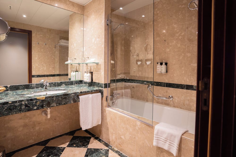 ホリデイ イン ポルト ガイア バイ IHG 写真