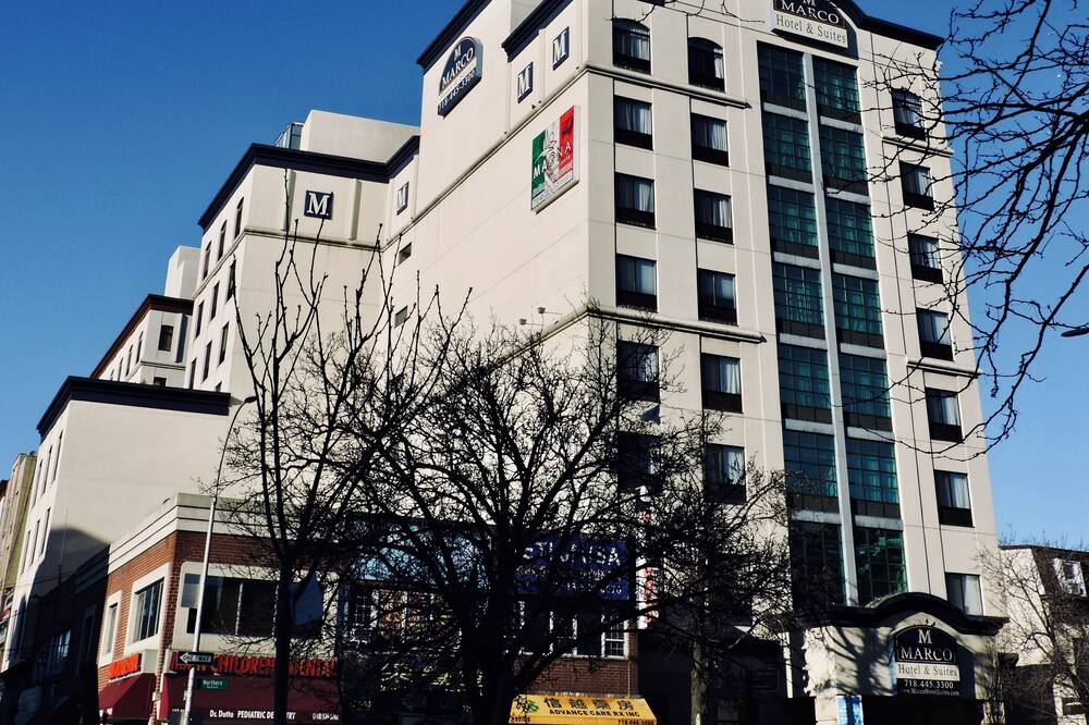 マルコ ラガーディア ホテル ＆ スイーツ 写真