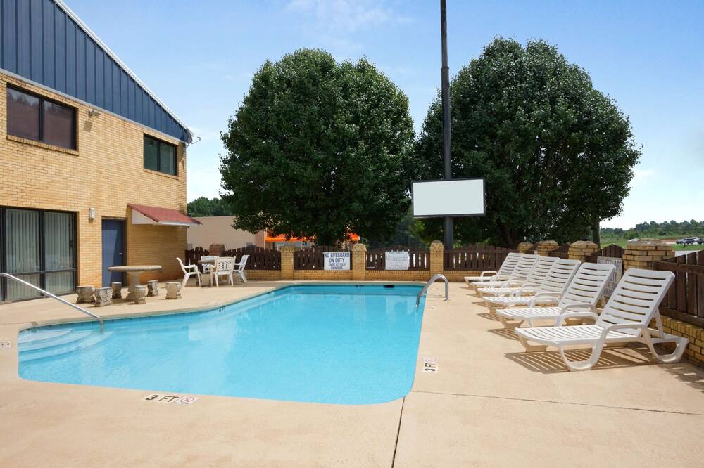 デイズ イン バイ ウィンダム リッチバーグ 写真