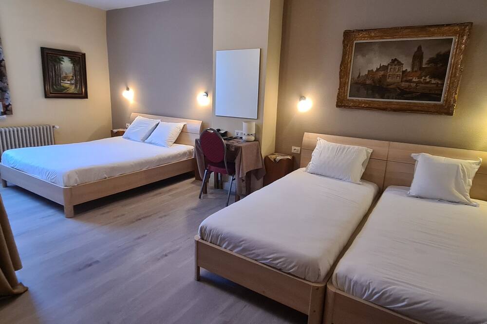 アリアンス ホテル イーペル セントラム 写真