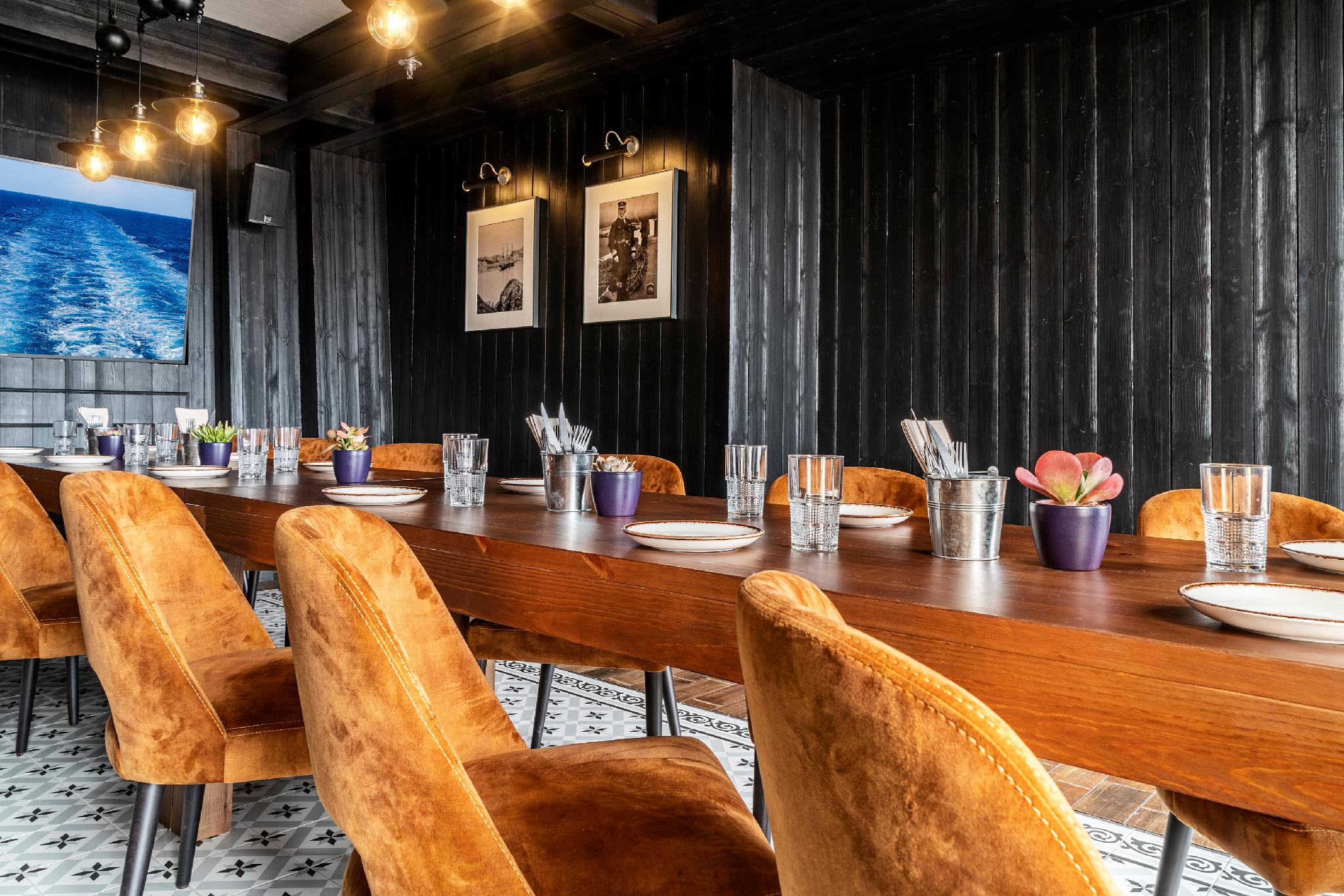 インサイド マドリード グラン ビア 写真