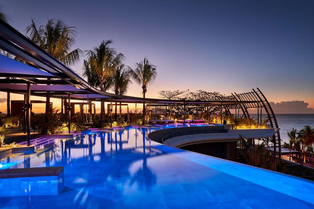 ラックス* グランド ベイ 写真