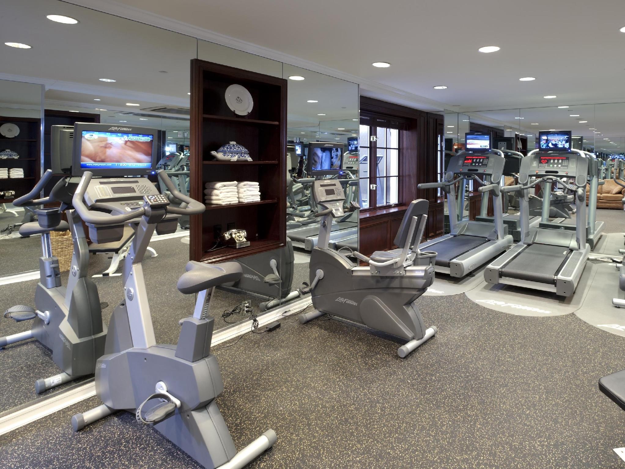 エクセルシオール ホテル 写真