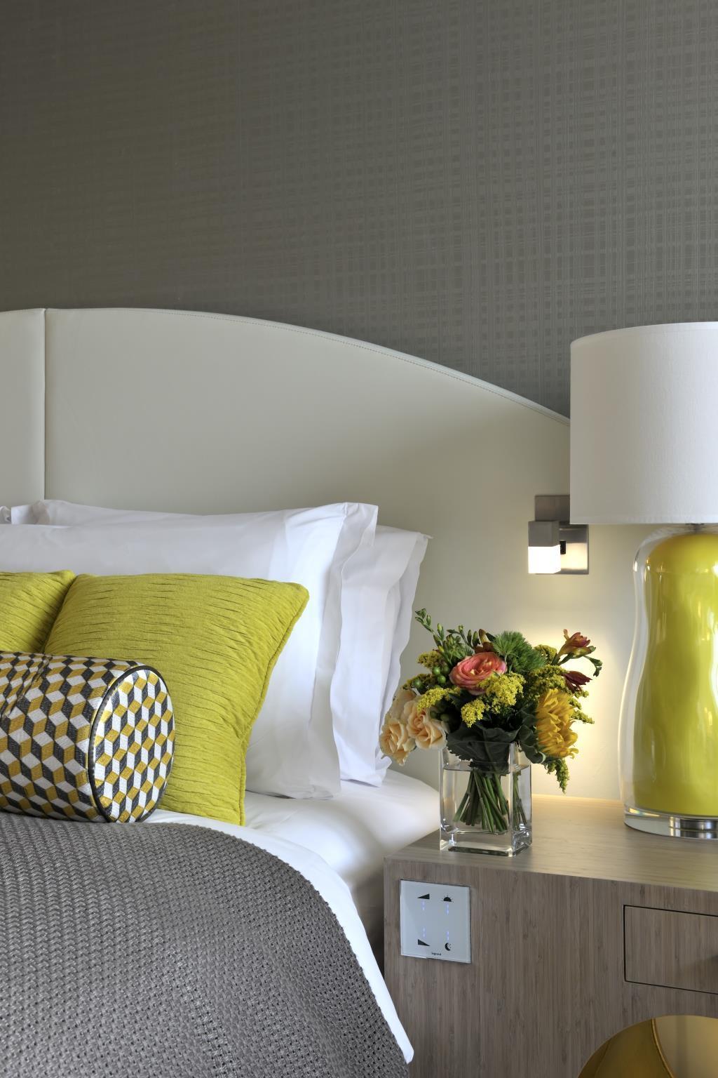 ソフィテル ドバイ ダウンタウン ホテル 写真