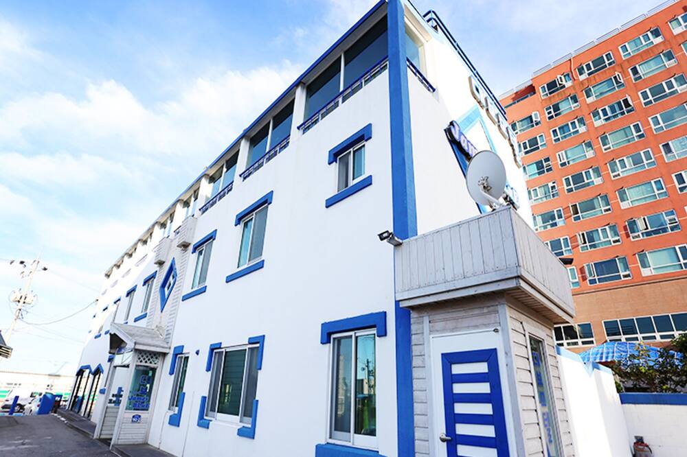 ジェームズ ブルー ゲストハウス 写真