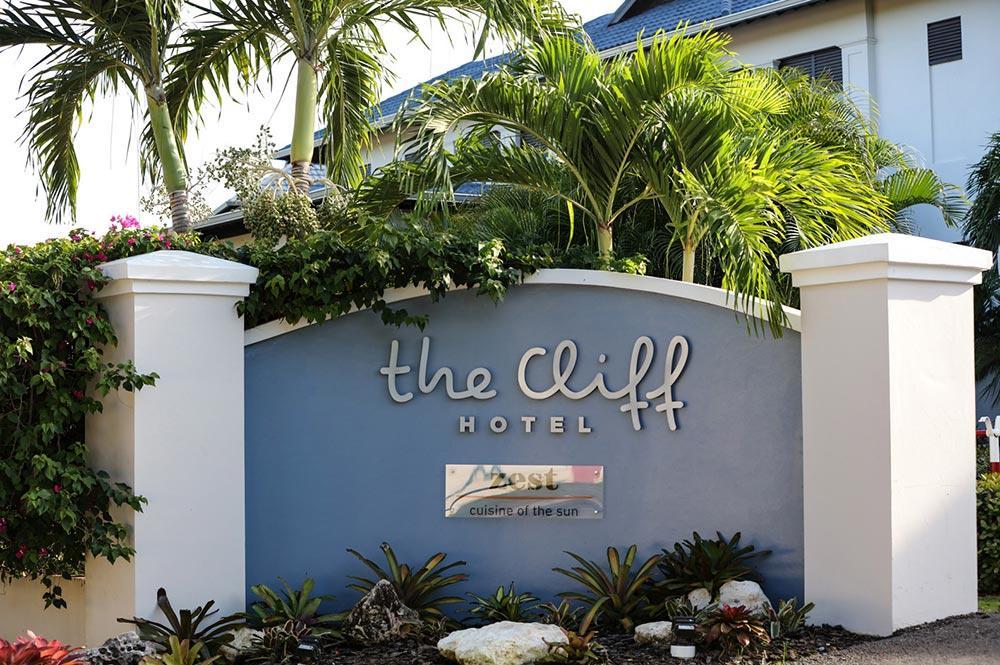 The Cliff Hotel 写真