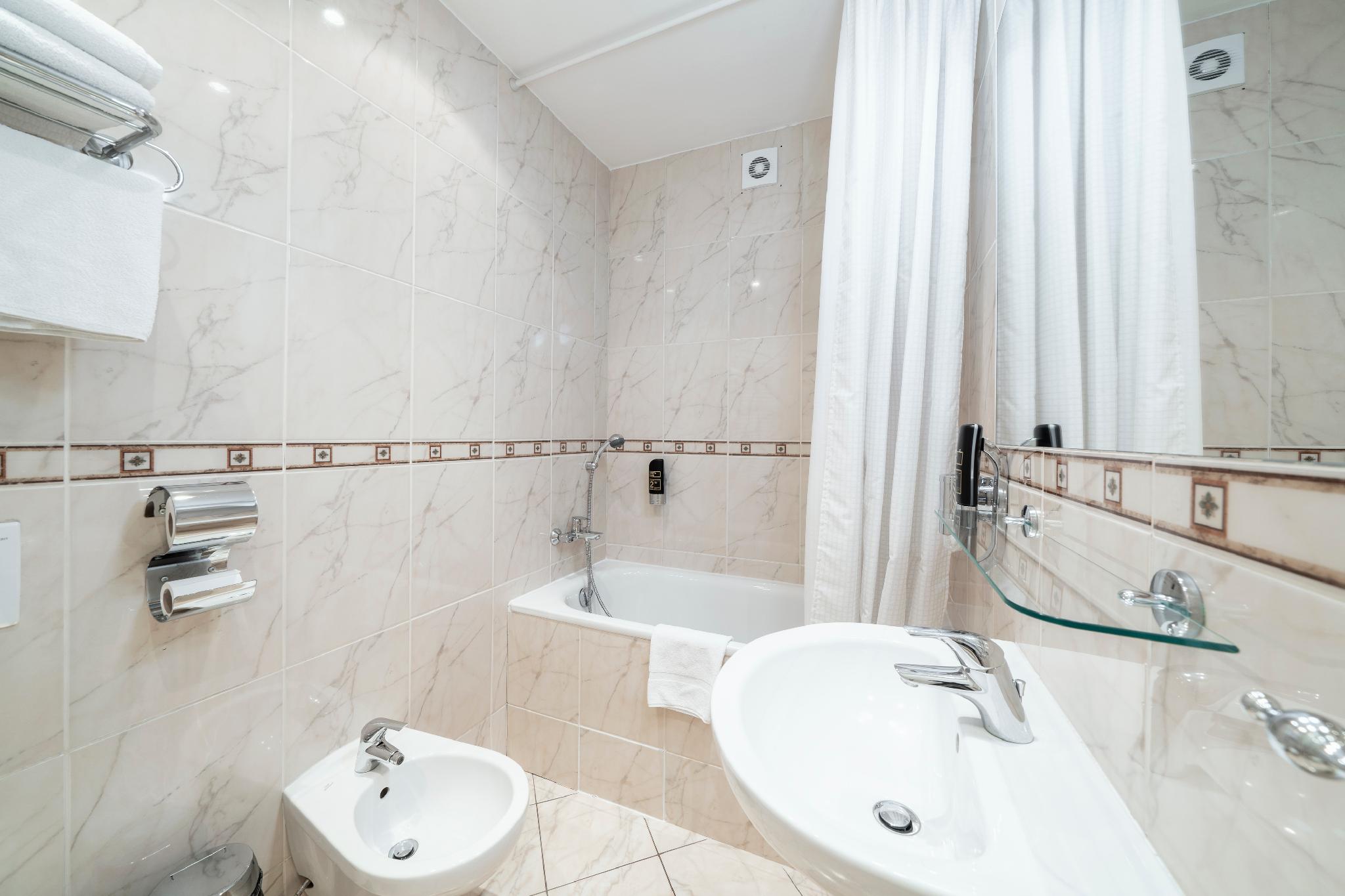 ラファエロ ホテル 写真