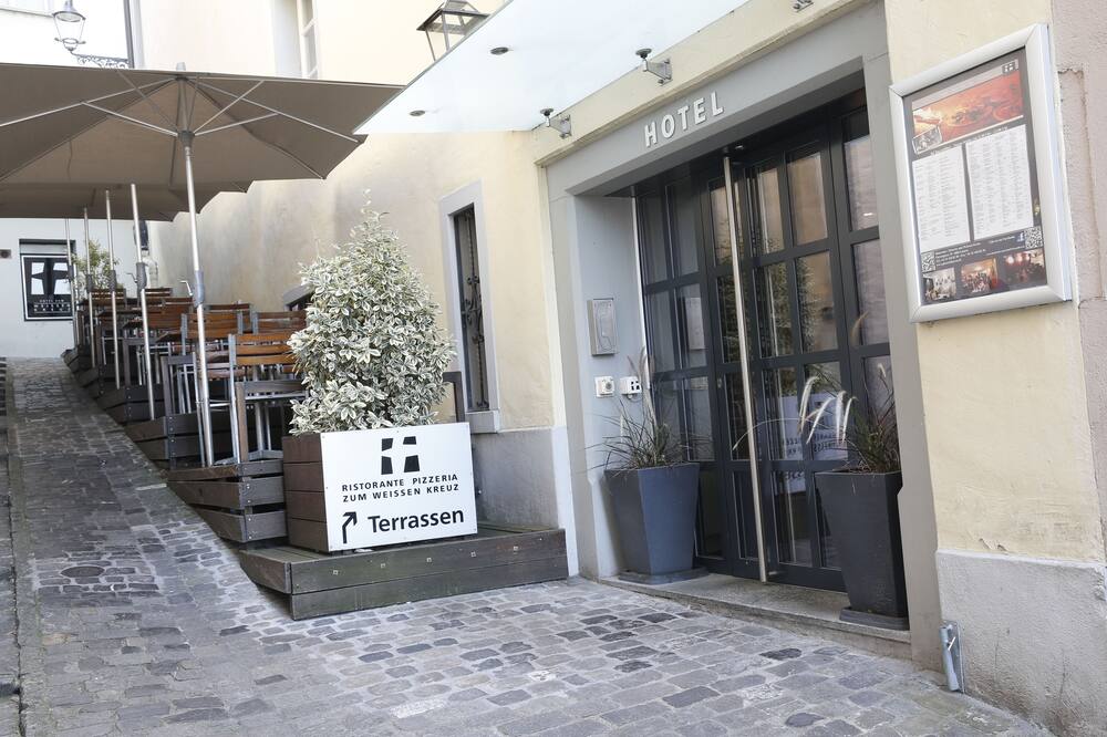 ブティック ホテル ヴァイセス クロイツ【大人専用】ホテル 写真