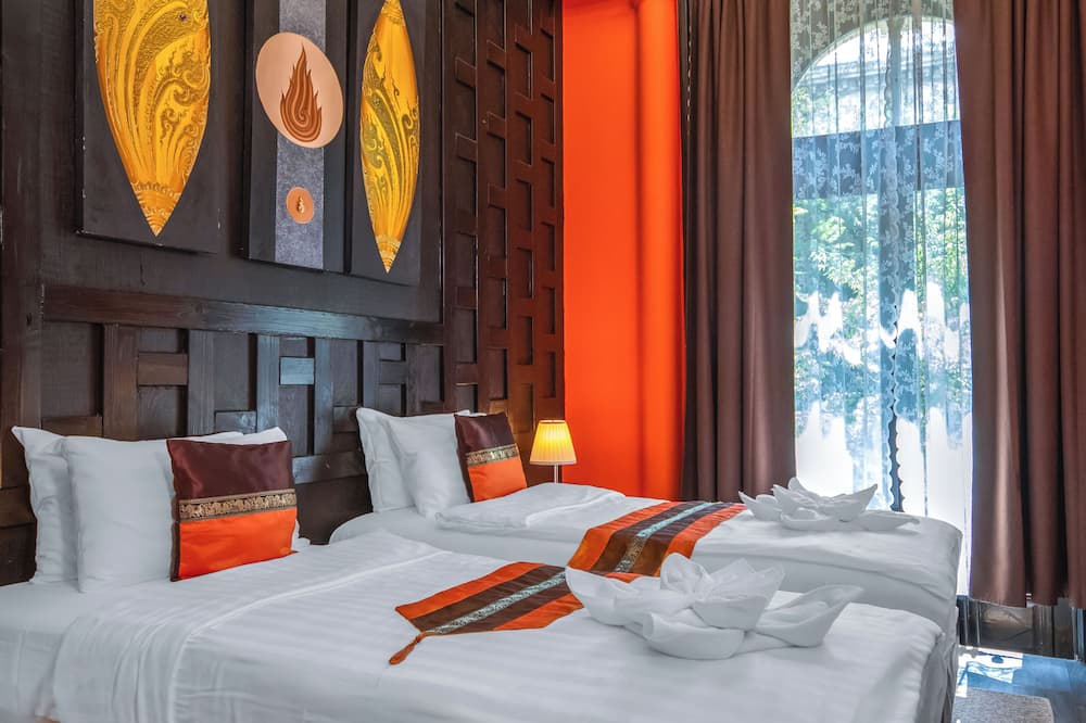 アンドラーシ タイ ホテル 写真