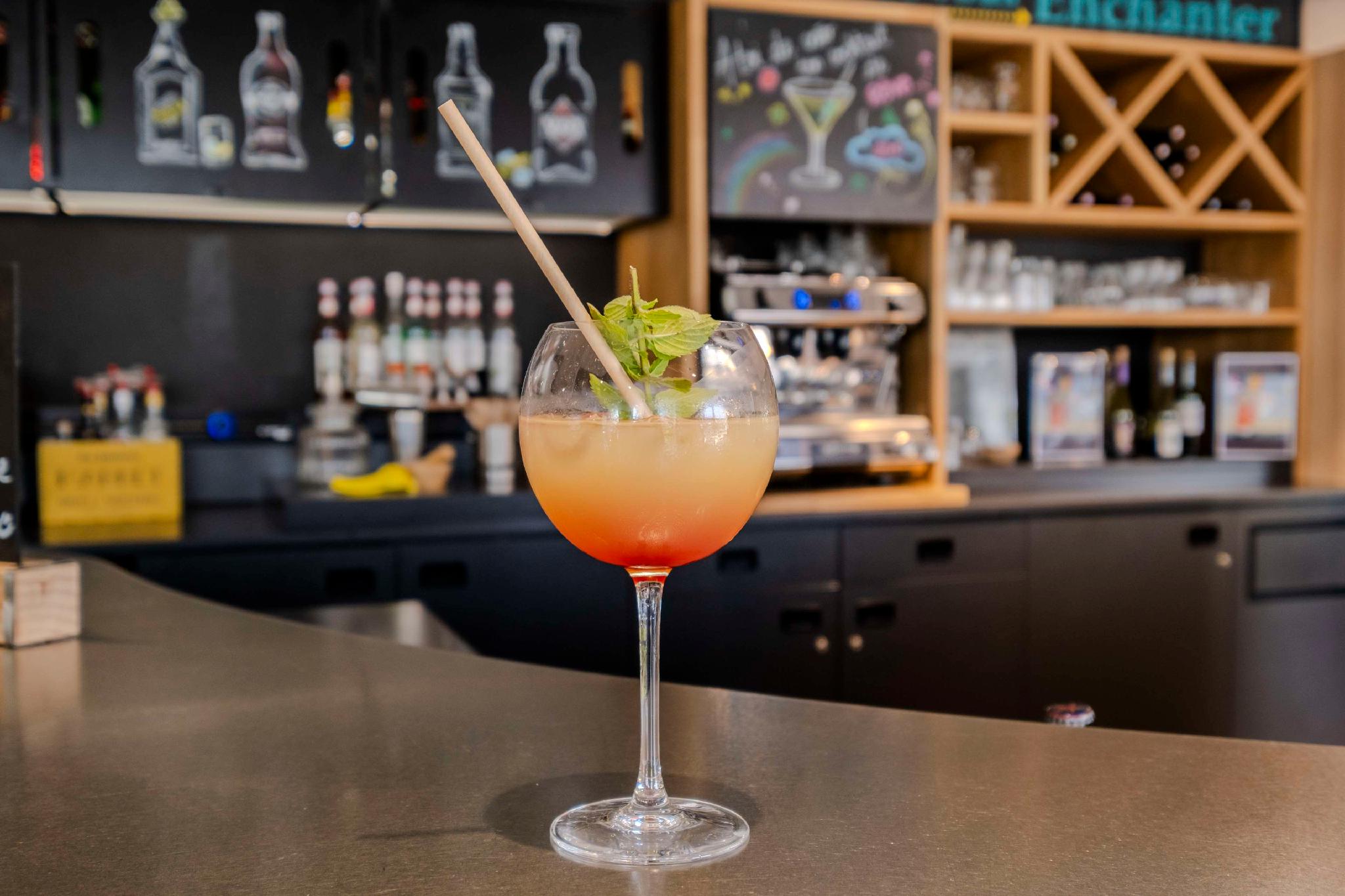 カンパニール ロワシー アエロポール CDG ル メニル アムロ 写真