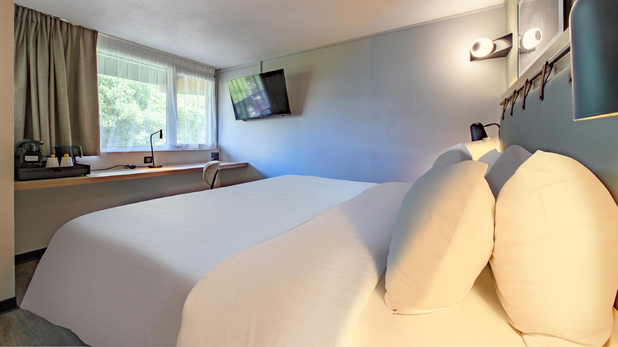 カンパニール プリム ニーム サントル 写真