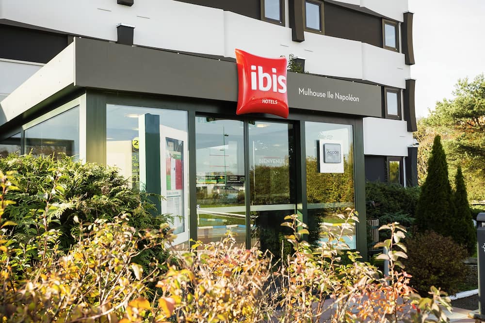 ibis Mulhouse Île Napoléon 写真