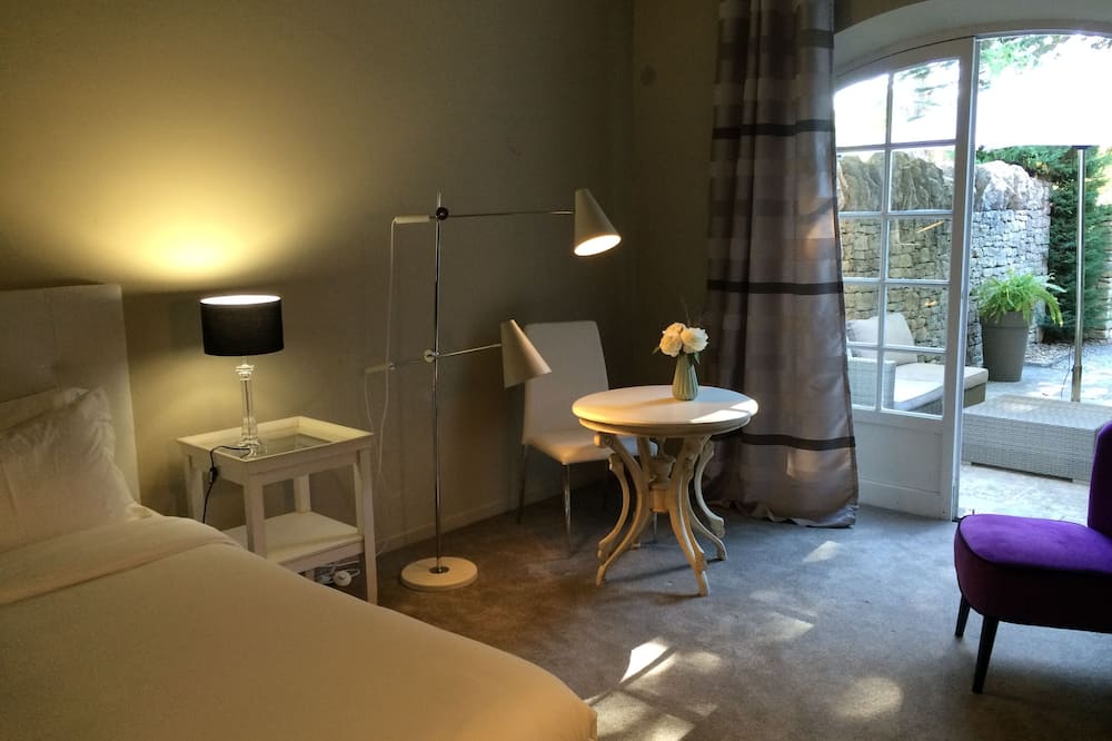 オステルリー ル ロワ ソレイユ 写真