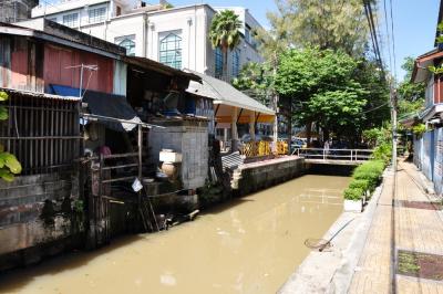 ワット・プーカオトーンと旧市街ラッタナコーシン島　＊ バンコク紀行(20) ＊