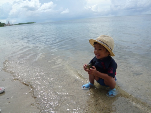 家族旅行　ＩＮ　ＧＵＡＭ　（長男１歳11ヶ月）　レンタカーでドライブ　ショッピング・ビーチでエンジョイ