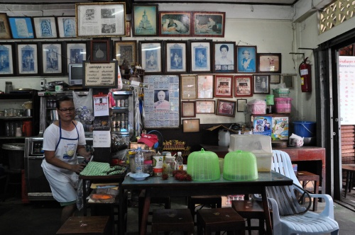 ノンタブリー 100年コーヒーを探す散歩　＊ バンコク紀行(40) ＊　