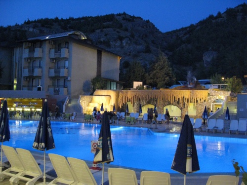 神秘のトルコ10日間の旅っ！ vol.07 =4日目 温泉のあるリゾート？パムッカレへ=