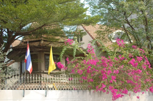 緑のお屋敷街アーリーを歩く ２　＊ バンコク紀行(53) ＊