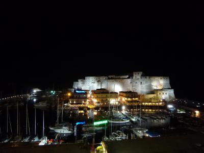 初夏のイスキア島で優雅なバカンス♪　Ｖｏｌ２（第１日目夜）　☆ナポリ：「グランド・ホテル・サンタ・ルチア」のジュニアスイートルーム♪