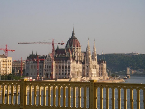 心も体も熱くなる？ブタペスト温泉めぐり