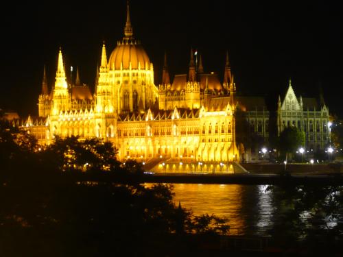 ワインと温泉と世界遺産の国ハンガリー　①ブダペスト市内観光