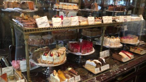 ウィーンのカフェ(^^♪その１