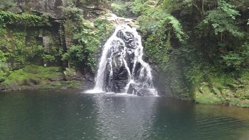 夏でも涼しい　室生寺＆赤目４８滝ハイキング　　H29.7.27～28