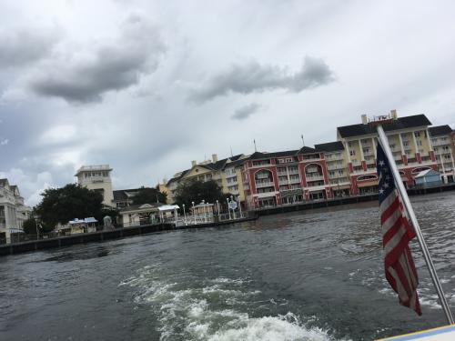 今年の夏休みは、奮発して、アメリカへ。ディズニー・ワールドとユニバーサル・スタジオに行ってきました。子連れにはお勧めです。