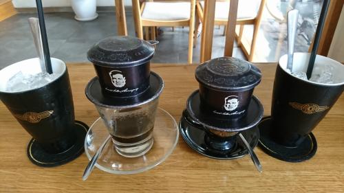 ホーチミンでカフェめぐり　その２はタンディン市場とネイル横丁も