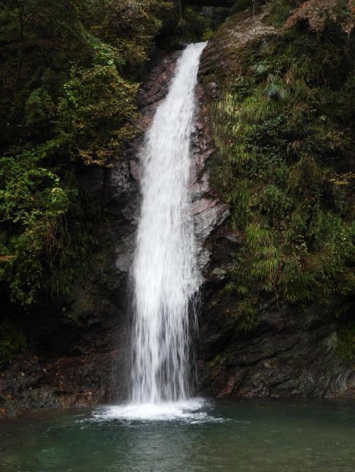 秩父華厳の滝～日野沢三滝へ。