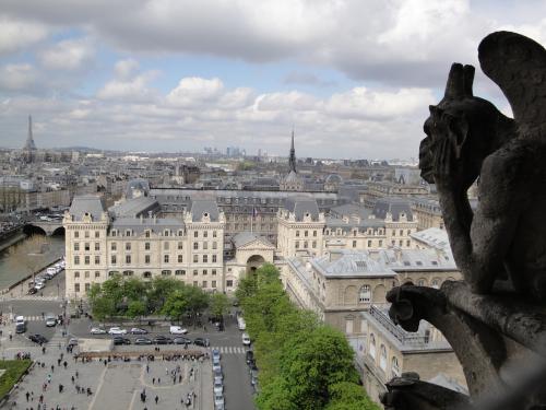 一人は楽しい。例え道に迷っても、ご飯食べるのが難しくても。マダム　イン　パリ