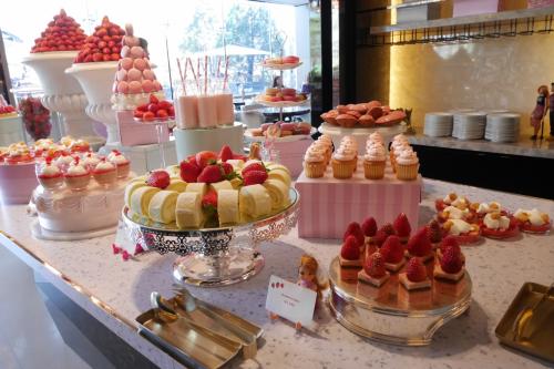 訪韓１2回　　イチゴの季節だからストロベリービュッフェ