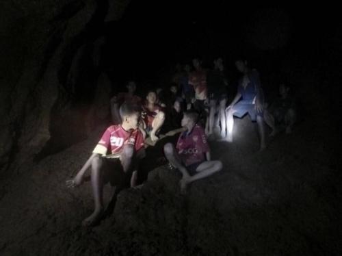 パタヤ生活２０１８年７月（上）☆洞窟内の少年１３人無事救出
