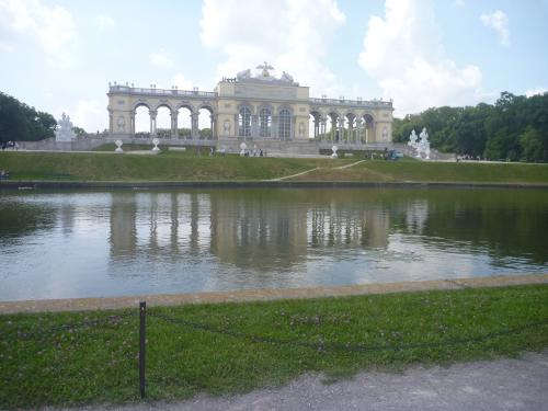 マイレージで行く、春の中欧を巡る旅（7）ウイーン観光のハイライト宮殿２か所に行ってみた