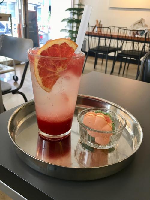 かわいいマカロン屋さん