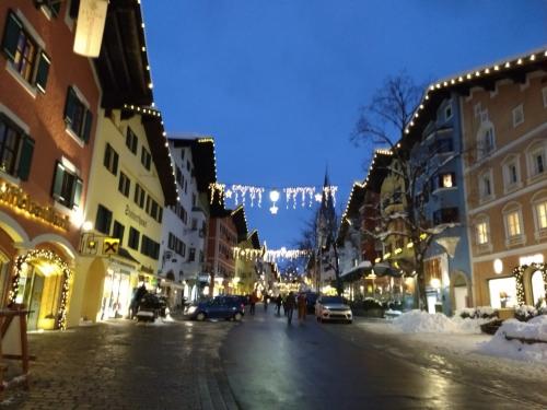 ヨーロッパスキー　キッツビュール  ( Kitzbuhel ) 