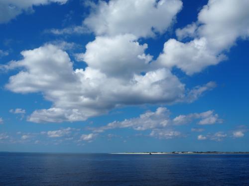 2020年2月　3回目の沖縄で二つのホエールウォッチングを体験する娘と3人旅③～2日目後半・最終日：ホエールウォッチング、ナガンヌ島上陸など