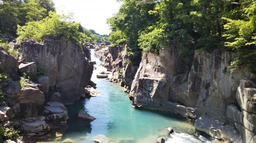 猊鼻(げいび)と厳美(げんび)と餅御膳(世嬉の一)