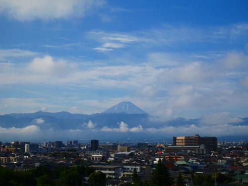 梅雨の中富士山を拝みに山梨・静岡へ①　～道の駅とB級グルメ巡り～
