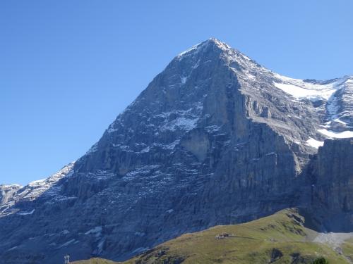 絶景が広がるアルプスの山歩きと鉄道の旅：スイス、リヒテンシュタイン旅行【２１】（2019年秋 ４日目⑥ 北壁は黒かった）