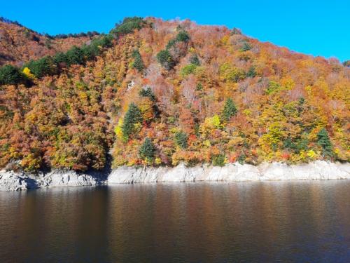 ＧｏＴｏトラベルで行く奥只見湖、秋山郷