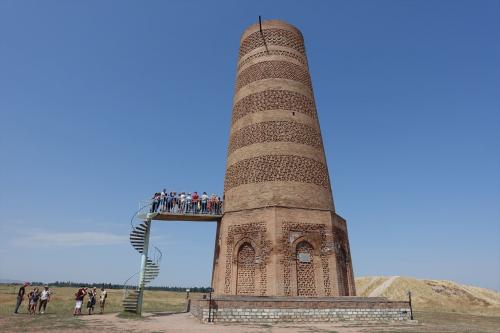 カザフスタン・キルギス８日間の旅（４）アク・ベシム、ブラナの塔